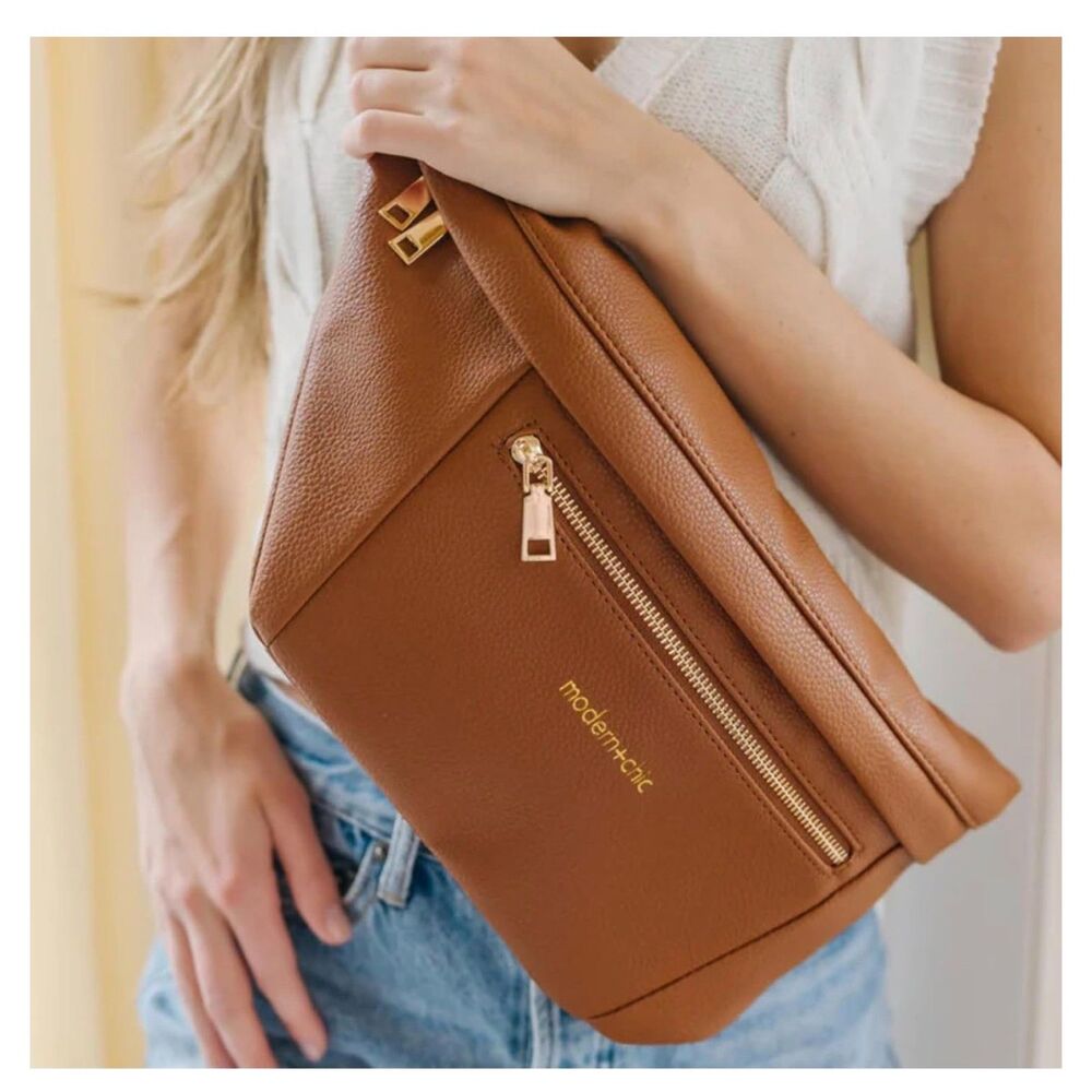Modern+Chic Women’s Presley Oversized Crossbody Sling Bag for Women Travel Purse